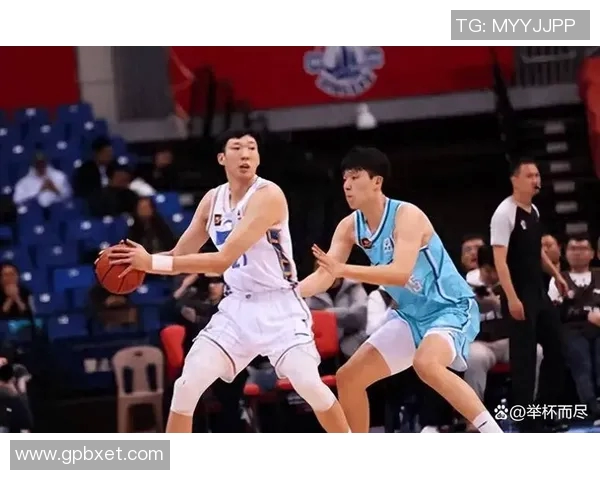 篮球对决中国与美国谁能在国际赛场上笑到最后